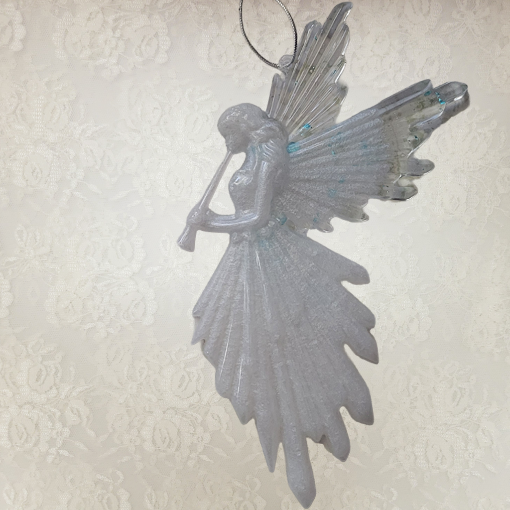 Angels Blowing Horns, 2 Pack Ornaments