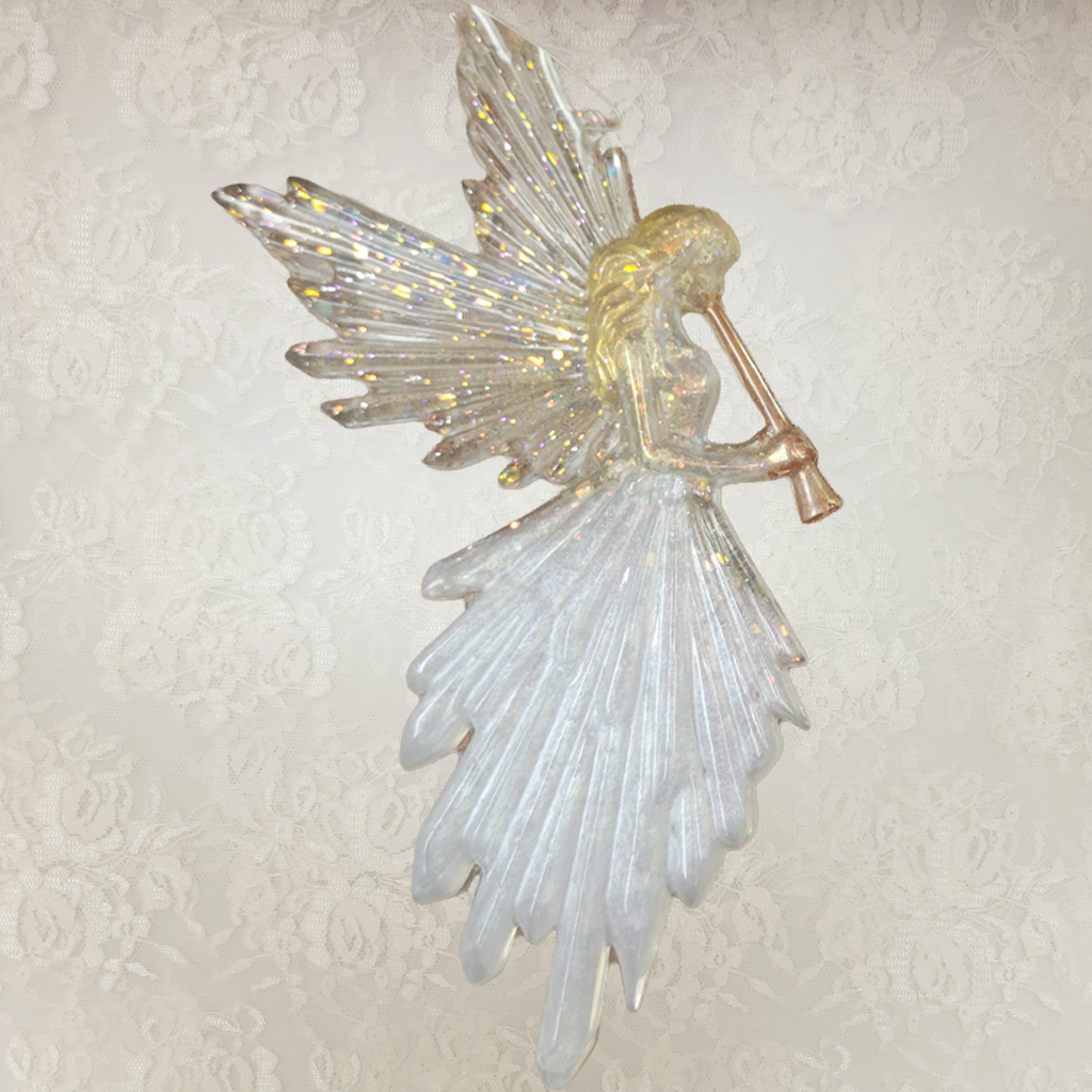 Angels Blowing Horns, 2 Pack Ornaments