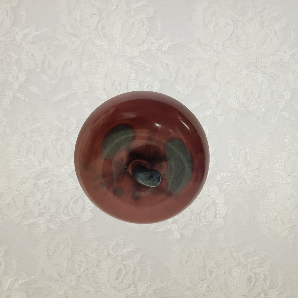 Apple and Apple Jar With Lid