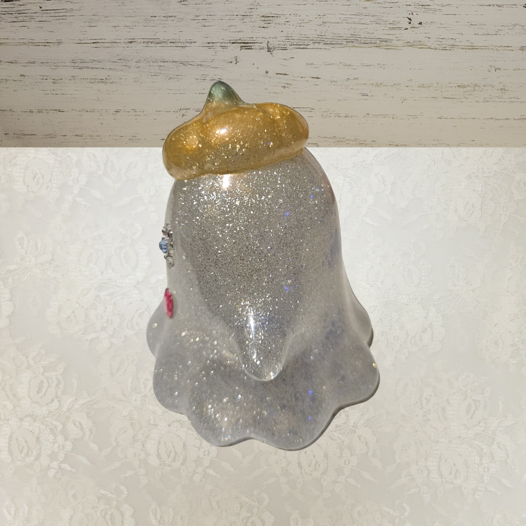 Ghosts With Pumpkin Hats
