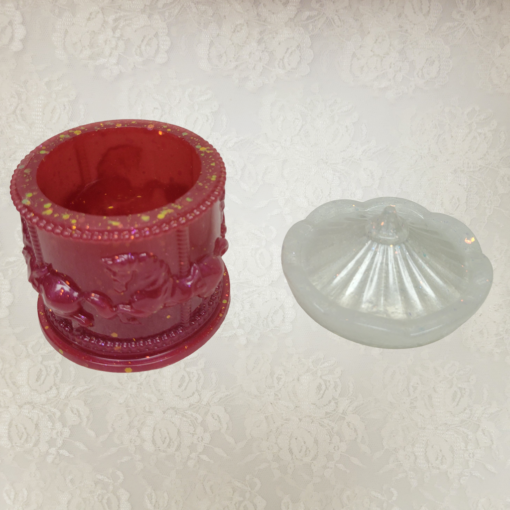 Carousel Jar With Lid