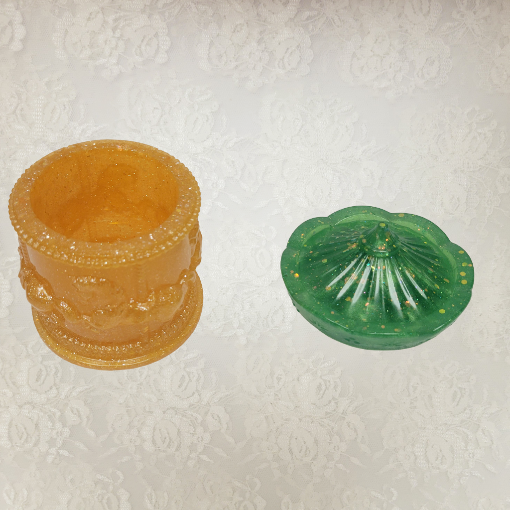 Carousel Jar With Lid