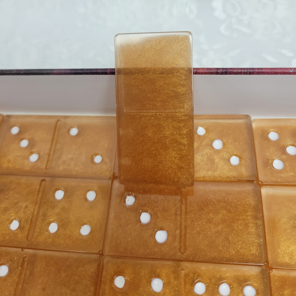 Dominoes