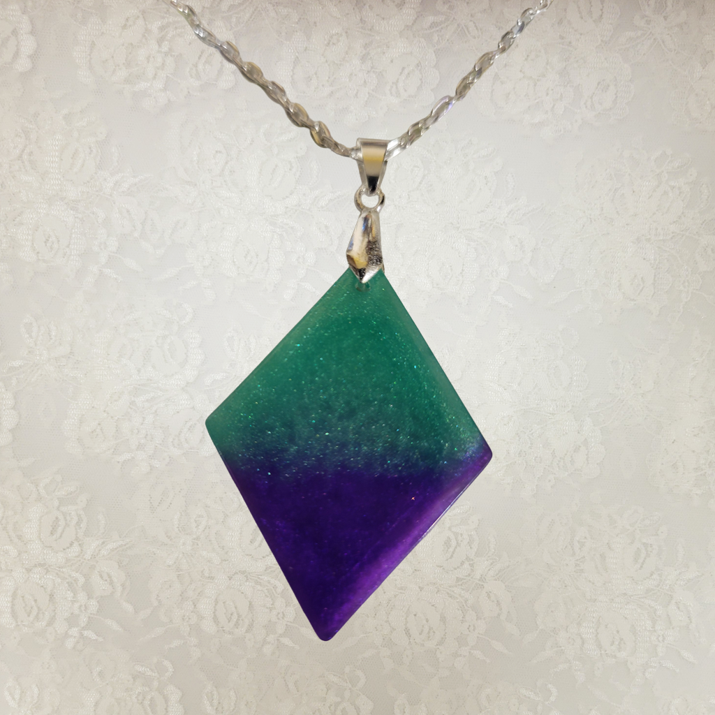 Green and Purple Rhombus Necklaces