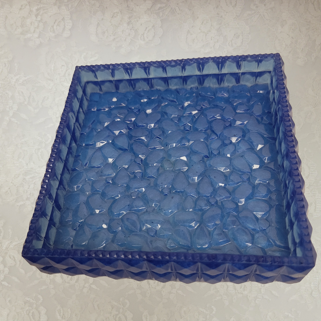 Diamond Patterned Trays, 3 Pack