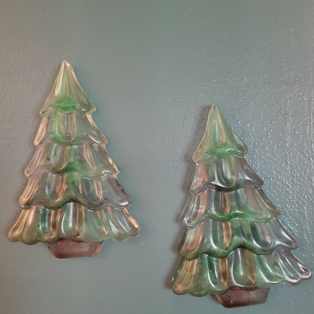 Christmas Resin Wall Plaque, 2 Pack