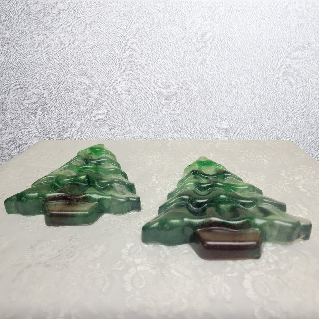 Christmas Resin Wall Plaque, 2 Pack