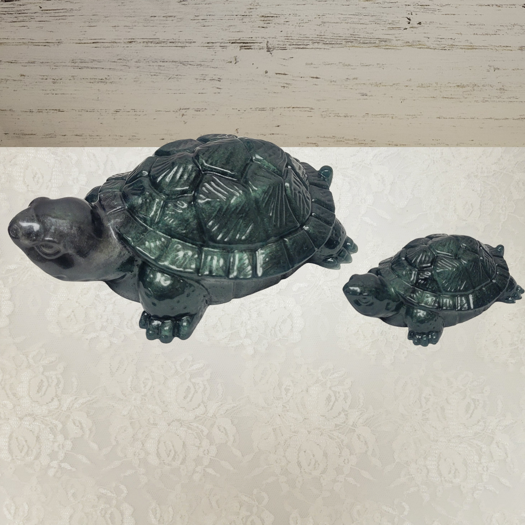 Turtles Figurines, 2 Pack
