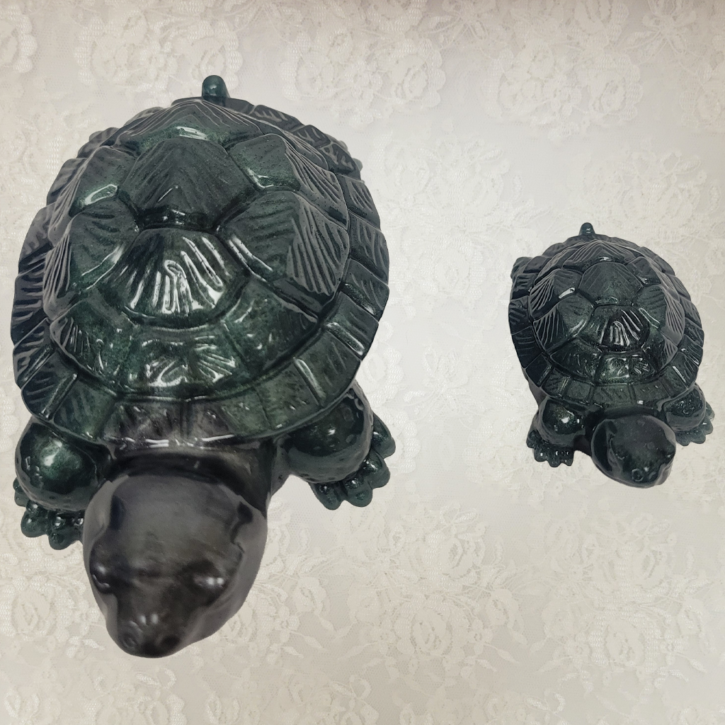 Turtles Figurines, 2 Pack