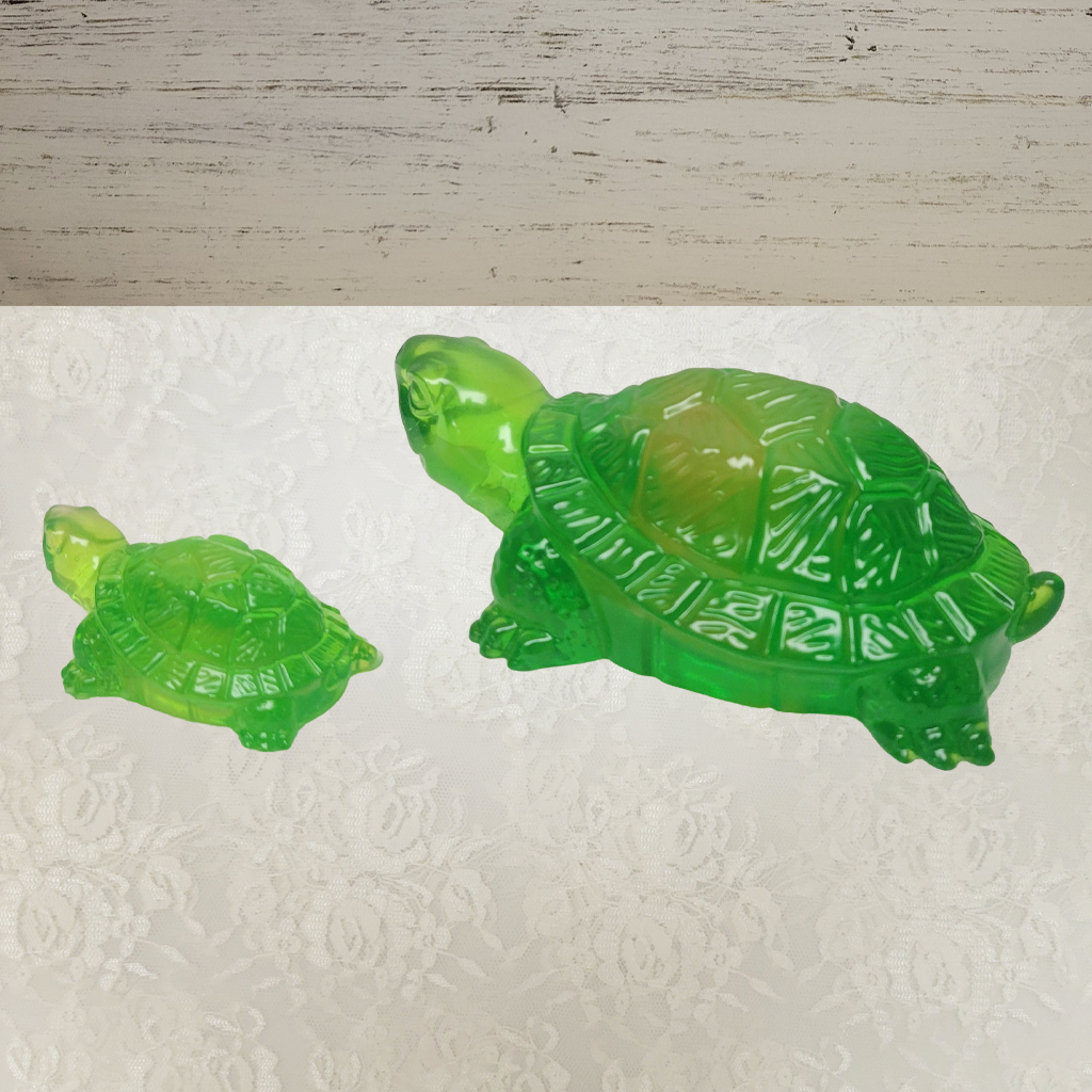 Turtles Figurines, 2 Pack