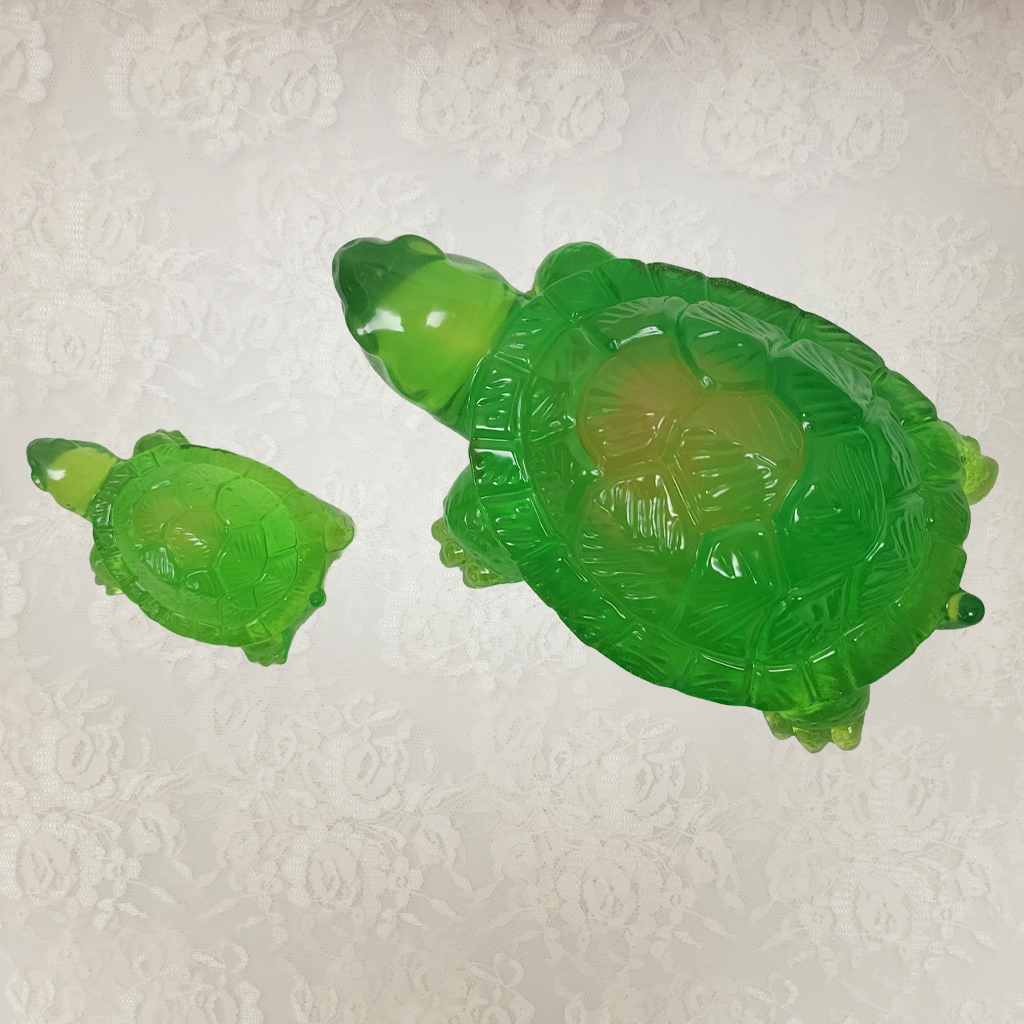 Turtles Figurines, 2 Pack
